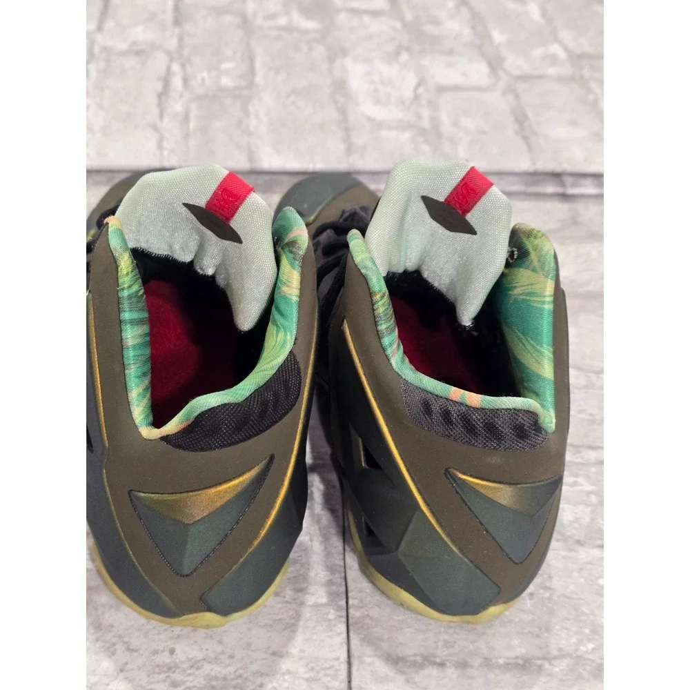 Nike lebron 11